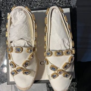 New Beautiful Gucci canvas shoes with cystal